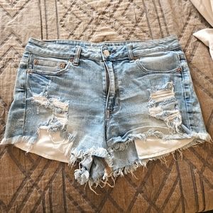 AE Festival Distressed Jean Short